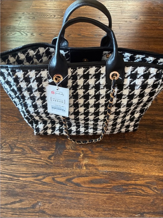 Handbags - Houndstooth Tote Bag